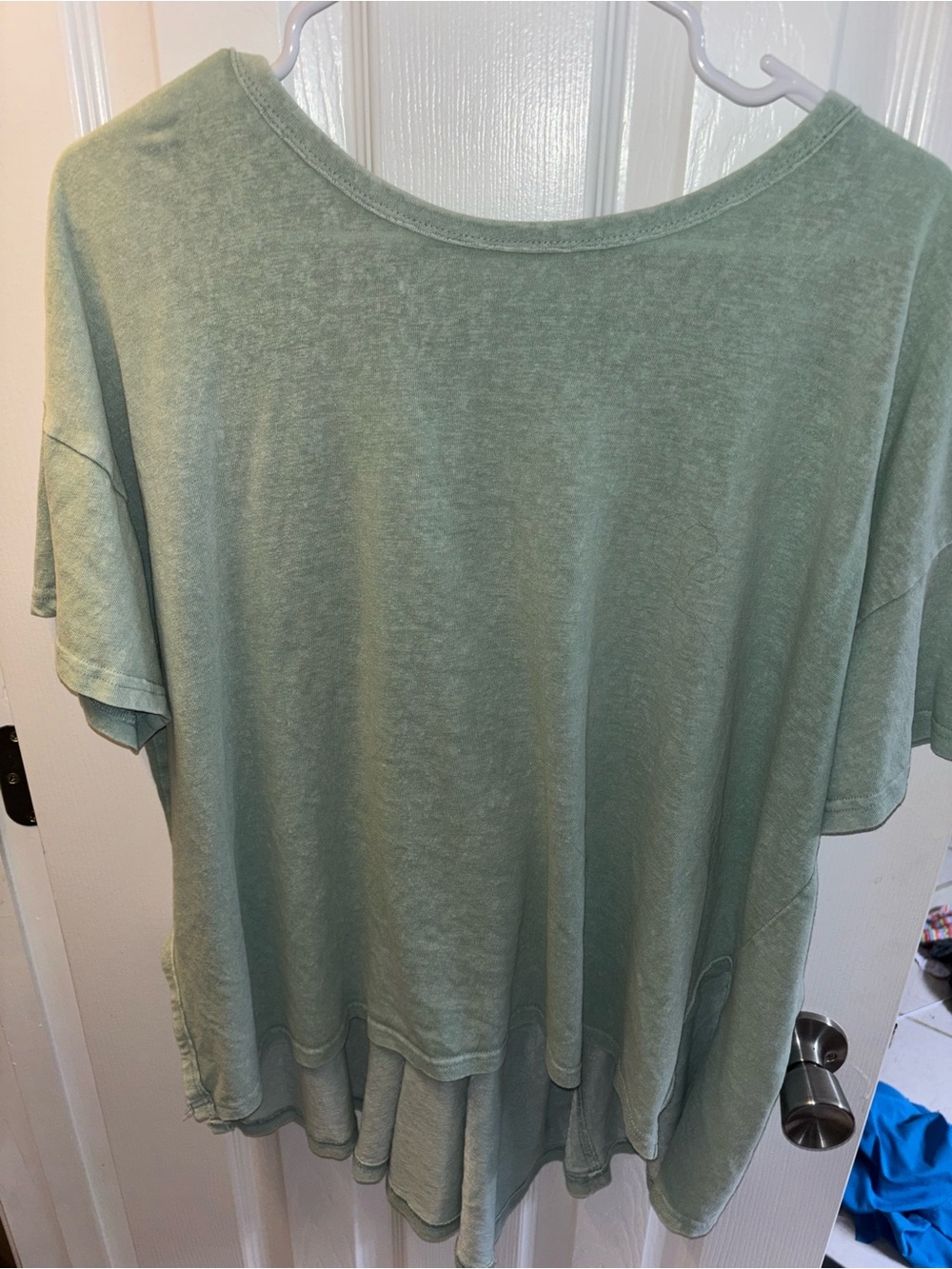 easel Sage Green Short Sleeve Scoop Neck Tee